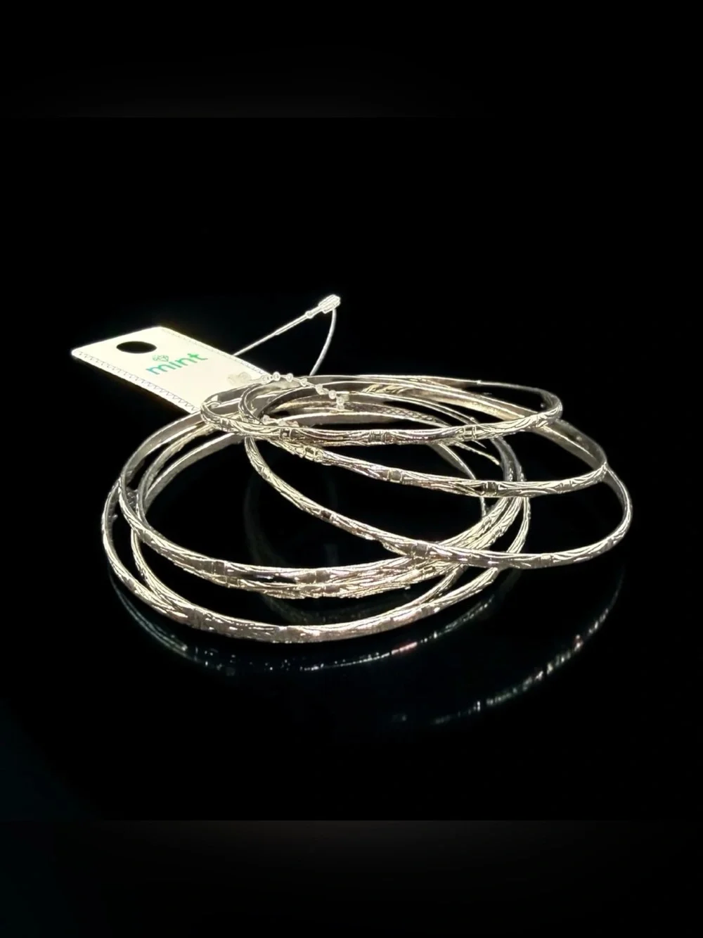 🏷️‼️5/$25🏷️‼️🩶MINT🩶7-PC Silver-Tone Textured Bangle Bracelet Set